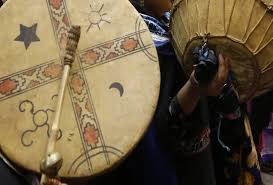 It takes place on the june solstice (the winter solstice in the southern hemisphere), the shortest day of the year in the indigenous home of the mapuche people. La Cultura Del Pueblo Nacion Mapuche Winoy Tripantu We Tripantu Gran Logia Mixta