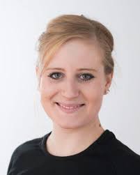 Paulabewegt Trainer- und Physiotherapeutenteam