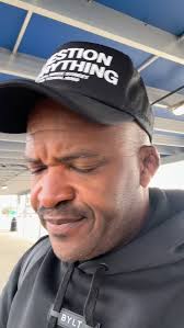 We're doing this. LFG @stoked.org @nycmarathon Raising money to mentor the  younglings. LINK IN BIO 🤙🏾❤️