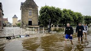 Check spelling or type a new query. Wateroverlast Limburg Eenvandaag