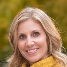 Kimberly Ramsdell's Instagram, Twitter & Facebook