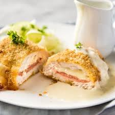 Easy Chicken Cordon Bleu You Are Going To Be Amazed How Easy It Is To Make This Chicke Chicken Cordon Bleu Recipe Cordon Bleu Recipe Easy Chicken Cordon Bleu