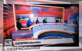 Este martes, el periodista carlos orduz sufrió un impactante incidente durante la trasmisión en vivo de espn fc radio edición colombia, al ser aplastado por una de las pantallas gigantes de la. Ashqc Nie8diqm