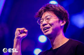 Chris Canning's Instagram, Twitter & Facebook