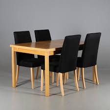 When you want to extend the table, lift up one end of the top and pull out a leaf. Dining Table And 4 Chairs Beech Veneer Fold Out Pull Out Swedish Made 19 2000s Furniture Dining Room Furniture Auctionet