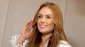 .uribe y fredy guarín, pues su distanciamiento fue evidente e incluso residen en lugares distintos actualmente. Sara Uribe Revela Su Peso Exacto Y Genera Reacciones Kienyke
