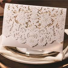 Organiser un mariage pas cher demande de l'organisation, de la créativité et de la débrouillardise. Faire Part De Mariage Blanche Elegent Avec Pochette Dentelle Jm635 A Partir De 1 56 Faire Part Mariage Carte Invitation Mariage Mariage Blanc