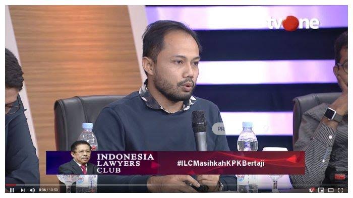 Peneliti ICW Donal Fariz dalam kanal YouTube Indonesia Lawyers Club (ILC), Selasa (14/1/2020). 

