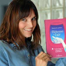 Hôtesse de l'air : le décollage de Scarlett Lambert