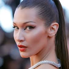 Capelli lucidissimi: è tendenza Hair Gloss