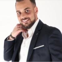 100+ profils pour “Canto”