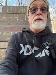 What are the best hiking trails near Calera, Alabama?