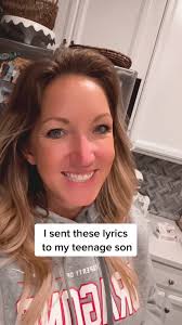 It’s all about food! #boymom #comedy #momofteenageboys #motherandson  #trending #nothingcomparestoyou #DeserveADrPepperDuet #momsoftiktok