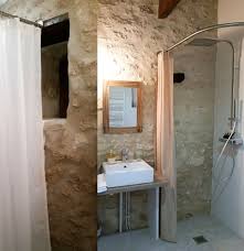 Solution Galbobain Barre Et Rideau De Douche En Lin Libeco Dans Les Salles De Bain Des Chambres De Beynes Rideau Douche Salle De Bain Salle De Bains Hotel