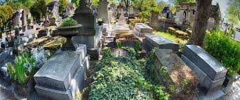 Should we buy a wreath, a bouquet, a pillow, or a spray? 50 Famous Graves And Cemeteries Around The World Cheapism Com