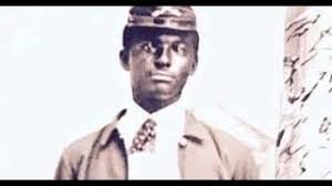 Daniel Gratz's Instagram, Twitter & Facebook