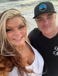 Hey Friends! Welcome to Sew Dazzling Boutique! Come hang out with us💕