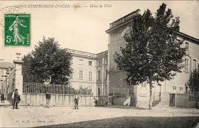 183m ☀ le département du rhône est occupé à l'ouest par des montagnes modestes culminant vers 1000 mètres d'altitude (monts du beaujolais, monts du. Ville De Saint Symphorien D Ozon La Mairie De Saint Symphorien D Ozon Et Sa Commune 69360