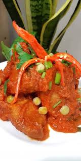 Bila diberitahu ikan, dia menjawab tak nak makan kalau tak ada lauk ayam. Resepi Masakan Ayam Masak Merah Sedap Dan Mudah Oleh Azie Kitchen Bahan Bahan 1 2 Ekor Ayam Potong 6 3 Sudu Besar Cili Kisar Ikut Suka Pedas 1 Sudu Kecil