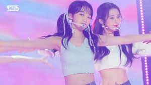 . …주군, 저희 애들은 저 정도까지는 아니었습니다만. 아니다. Iz One ì•„ì´ì¦ˆì› Festival ê¹€ì±„ì› Facebook