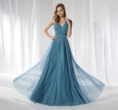 Che tu sia un testimone o una damigella, un partente stretto della sposa o dello sposo o un semplice invitato, l'abito che indosserai ti caratterizzerà per tutta la giornata. Buy Nicole Abiti Cerimonia Cheap Online