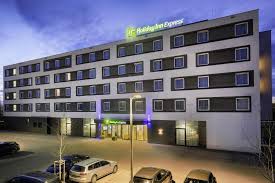 Offizielle website von holiday inn hotels & resorts. Holiday Inn Express Friedrichshafen In Friedrichshafen Deutschland 2000 Bewertungen Preise Planet Of Hotels