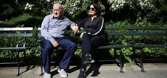 Koçyiğit, kendisini bir an olsun yalnız bırakmayan 49 yıllık eşi selim soydan'ın desteğiyle moral buluyor. Hulya Kocyigit Ile Central Park Ta Saglik Yuruyusu A Haber Son Dakika Magazin Haberleri