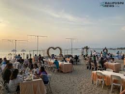 Discover the best of kedonganan so you can plan your trip right. Melihat Pantai Kedonganan Badung Bali Yang Mulai Mengeliat Dimasa Pandemi Covid 19 Balipuspanews Com