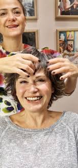 Τα σπαστά μαλλιά με λεπτή υφή βρήκαν τον καλύτερο τρόπο να δείξουν τη  δυναμική τους! Ειρήνη #WaveOn🩷 #danikadimitra #makeover  #imageisallaboutmakingstories #αλλαγήμαλλιών #κοντά #κονταμαλλια #shortcut  ...