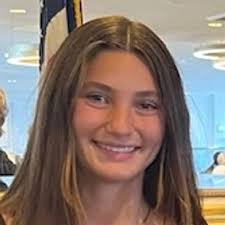 Kelly Giese's Instagram, Twitter & Facebook