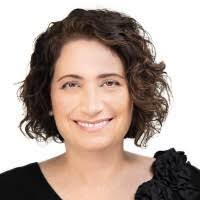 Debbie Lovelace's Instagram, Twitter & Facebook