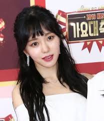 She was raised in busan until she signed with fnc in 2009. Kwon Mina Reveals She Was Sexually Assaulted In School By Someone Currently Famous Kpophit Kpop Hit