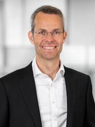 Customer testimonials & references