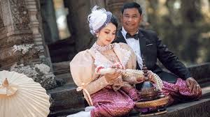 See more of pengantin lelaki untuk cik gadis on facebook. Hati Gadis 19 Tahun Luluh Oleh Pria 52 Tahun Kehidupan Masa Lalu Calon Pengantin Pria Jadi Alasan Tribun Lombok