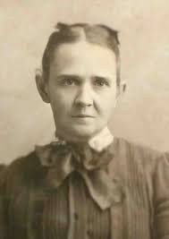 Ida Florence BROOKSHIRE, B 1872 in Browning, was a daughter of Wyatt  Granville Brookshire and Susan Norsis JENNINGS. In 1890, in Linn county,  she wed John Otis McCollum. He was B 1869