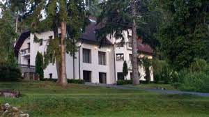 Pensiunea daria poiana brasov is perfectly located for both business and leisure guests in poiana brasov. Pensiunea Daria Poiana Brasov Hotel Poiana Brasov Romania Overview