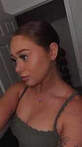 Lori Robarge's Instagram, Twitter & Facebook