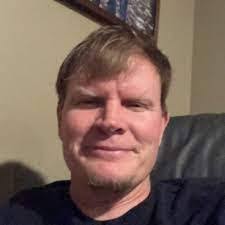 Duane Pearce's Instagram, Twitter & Facebook