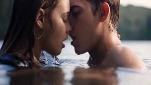 Csókfülke előzetes meg lehet nézni az interneten csókfülke teljes. Csokfulke 2 The Kissing Booth 2 2020 720p Videa