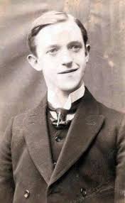 Bowler Dessert Laurel and Hardy magazine