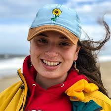 Melissa Bross's Instagram, Twitter & Facebook