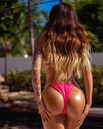 Playmate Aviannah Elise in Orlando | Eros XXX Porn Stars in Tampa, Florida