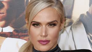 WWE's Lana On Rusev Day's Popularity, Daniel Bryan's Return & More