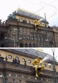 12 Craziest Sculptures Crazy Sculptures Weird Sculptures Funny Sculptures Oddee Fantastic Art Street Art Installation Art