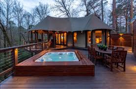 The Nest Is Undoubtedly The Most Luxurious Tree Top Lodging In Arkansas In 2020 Luxury Getaway Hot Springs Arkansas Hot Springs