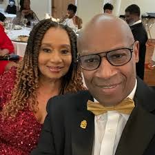 Andrea Dudley's Instagram, Twitter & Facebook