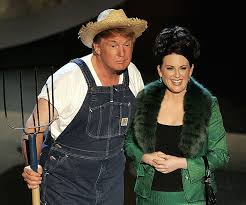 A new york lawyer and his socialite wife buy a farm outside hooterville. Remember When Donald Trump Sang The Green Acres Theme With Megan Mullally At The Emmys Spin Remember When Donald Trump Sang The Green Acres Theme With Megan Mullally At The