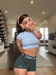 Best AI Chat Character Lola Alphy: Explore Profiles & User comment|Polybuzz  AI Chat