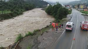 Jul 13, 2020 · rize'nin çayeli ilçesinde sağanak sele yol açtı, dereler taştı, yollar ulaşıma kapandı. Rize De Sel Sularina Kapilan 1 Kisi Kayboldu Iklim Haber