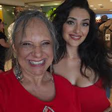 Brisbane was code Red last night at the opening night of  @prettywomanmusicalau excitement in the air was there and the fashion  statements